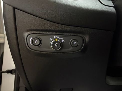 Used 2018 Chevrolet Equinox Premier AWD/4WD image 45