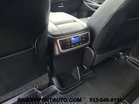 Used 2017 Toyota Highlander XLE AWD/4WD image 25