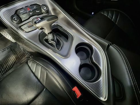Used 2016 Dodge Challenger SRT Hellcat RWD image 25
