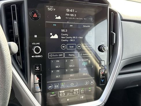 Certified 2025 Subaru Crosstrek 2.0i Premium image 23