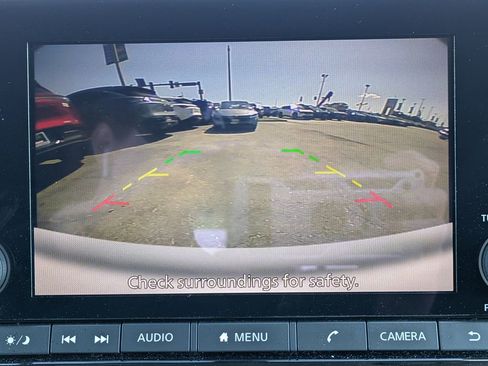 Certified 2025 Nissan Pathfinder SV image 21