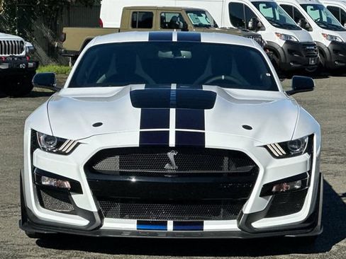 Used 2021 Ford Mustang Shelby GT500 w/ Technology Package image 9