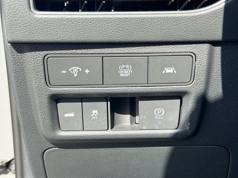 Used 2022 Hyundai Sonata Blue FWD image 32