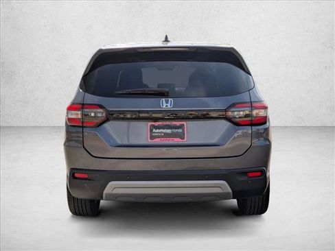 Used 2024 Honda Pilot EX-L image 5