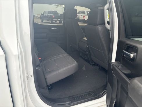 Used 2022 Chevrolet Silverado 1500 Custom image 5