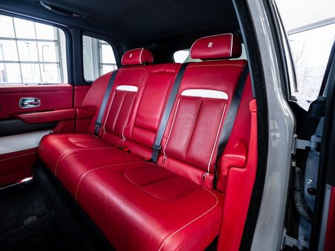 Used 2022 Rolls-Royce Cullinan image 55