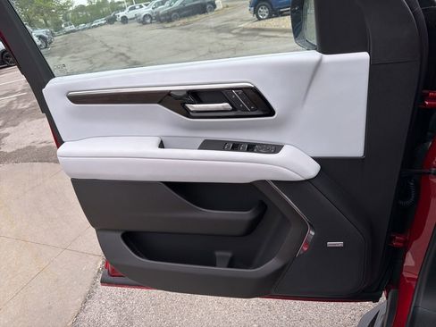 New 2026 Chevrolet Tahoe Premier AWD/4WD image 36