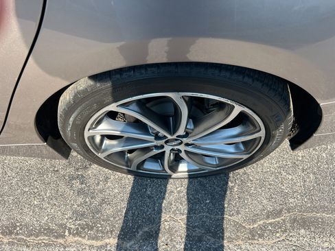 Used 2019 Lincoln MKZ Reserve w/ Reserve Plus Package image 9