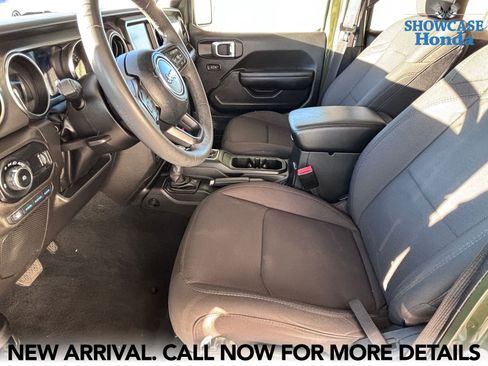 Used 2023 Jeep Wrangler Unlimited w/ 8.4" Radio Group AWD/4WD image 9