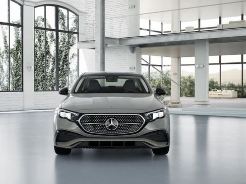 New 2026 Mercedes-Benz E 350 4MATIC Sedan image 7