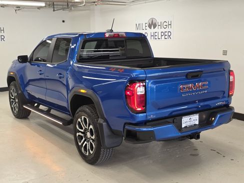 Used 2023 GMC Canyon AT4 w/ AT4 Premium Package AWD/4WD image 11