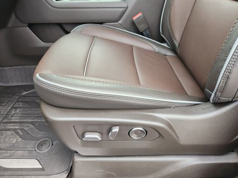 New 2026 GMC Sierra 2500 Denali w/ Denali Reserve Package image 28