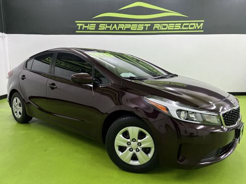 Used 2018 Kia Forte LX FWD image 1