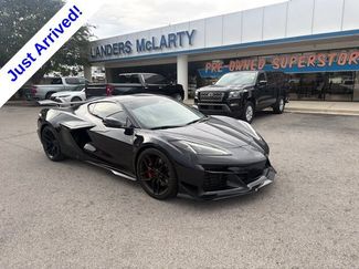 Used 2025 Chevrolet Corvette Z06 RWD video 1