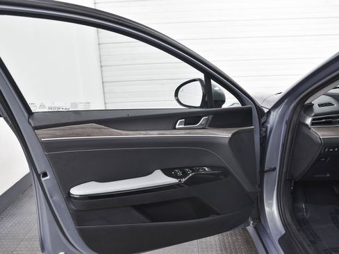 Used 2023 Kia K5 EX image 9