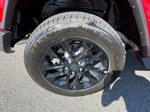 Certified 2025 Jeep Wrangler Unlimited Sahara AWD/4WD image 15