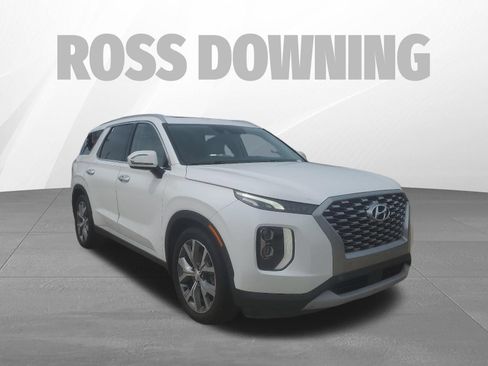 Used 2021 Hyundai Palisade SEL w/ Premium Package FWD image 3