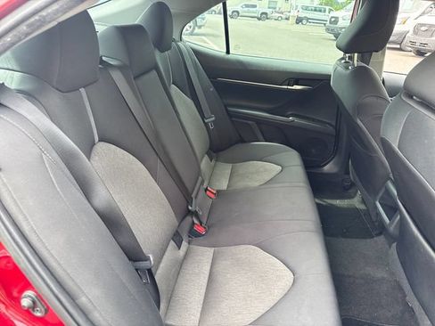 Used 2021 Toyota Camry LE FWD image 11