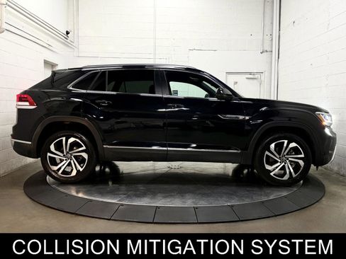 Used 2022 Volkswagen Atlas Cross Sport SEL AWD/4WD image 9