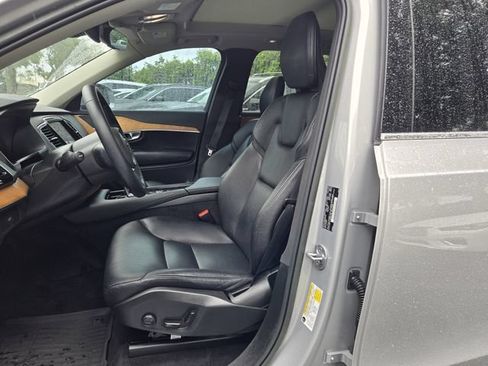 Certified 2023 Volvo XC90 B6 Plus w/ Protection Package Premier AWD/4WD image 11
