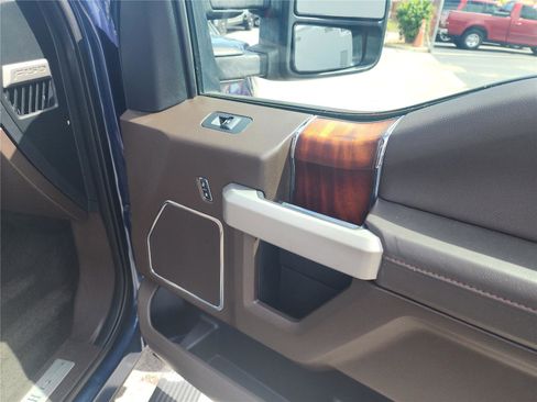 Used 2016 Ford F150 King Ranch w/ Equipment Group 601A Luxury image 33