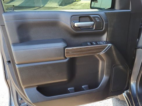 Used 2021 Chevrolet Silverado 1500 RST AWD/4WD image 19