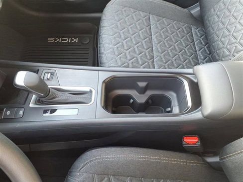 New 2026 Nissan Kicks SV image 17