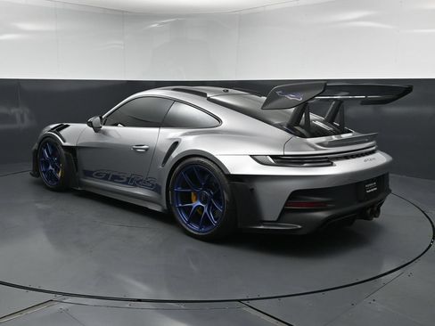 Used 2024 Porsche 911 GT3 RS RWD image 3