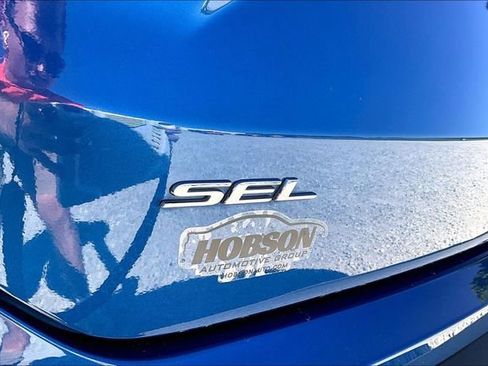 Used 2022 Ford Edge SEL w/ Convenience Package AWD/4WD image 14