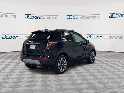 Used 2022 Buick Encore Preferred w/ Safety Package FWD image 8