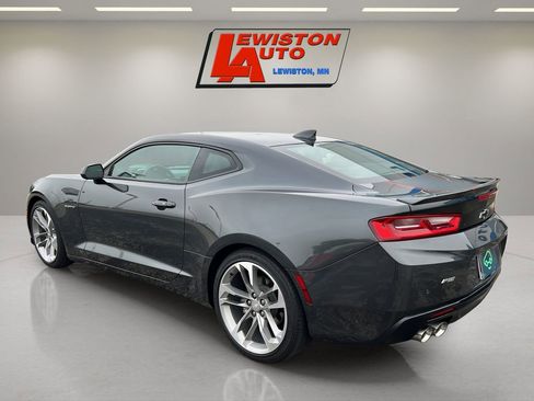 Used 2017 Chevrolet Camaro LT RWD image 11