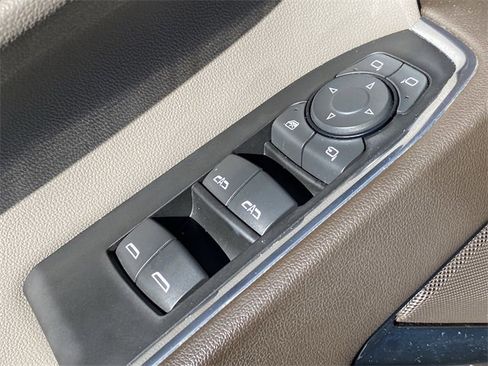 Used 2023 GMC Sierra 1500 SLT w/ SLT Premium Package image 23