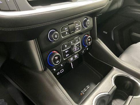 Used 2021 Chevrolet Tahoe Z71 image 15