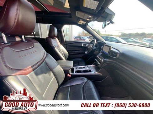 Used 2020 Ford Explorer Platinum image 15