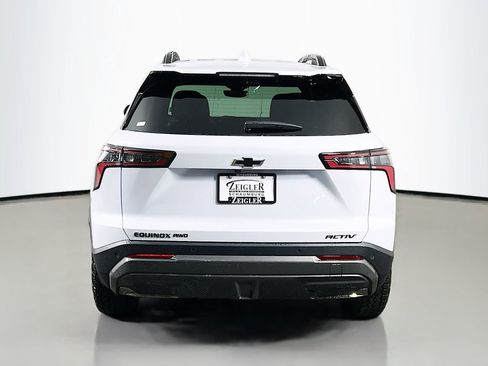 New 2026 Chevrolet Equinox ACTIV w/ Safety and Technology Package image 6