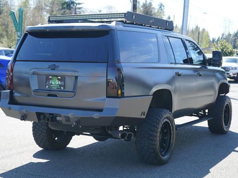 Used 2018 Chevrolet Suburban Premier image 5
