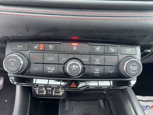 Used 2024 Dodge Durango R/T image 25