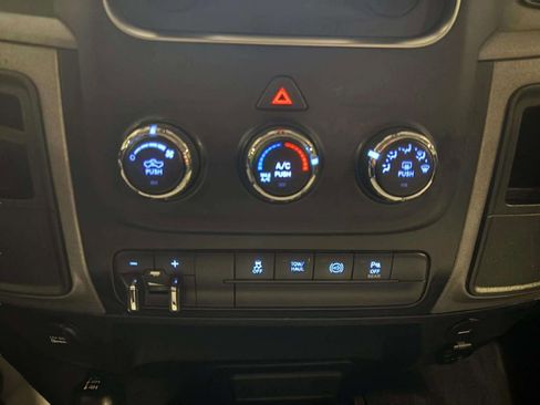 Used 2016 RAM 3500 Tradesman w/ Chrome Appearance Group image 30