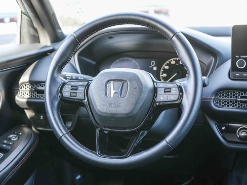 Used 2025 Honda HR-V Sport image 18