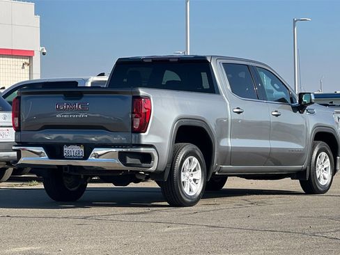 Used 2020 GMC Sierra 1500 SLE w/ SLE Value Package image 5