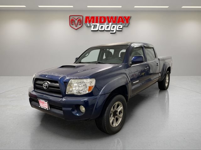 Used 2005 Toyota Tacoma PreRunner w/ TRD Sport Pkg #3 RWD image 2