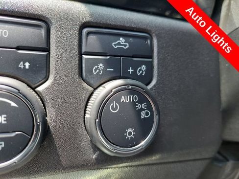 Used 2024 Chevrolet Silverado 1500 LT AWD/4WD image 24
