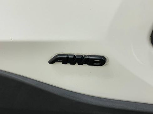 Used 2019 Toyota RAV4 XLE AWD/4WD image 38
