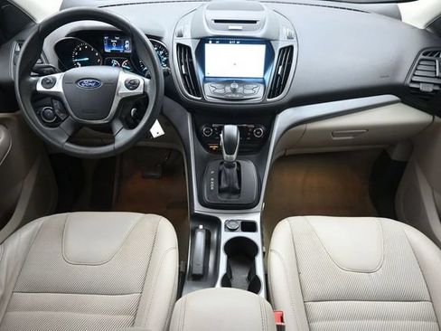 Used 2016 Ford Escape SE w/ SE Chrome Package FWD image 20