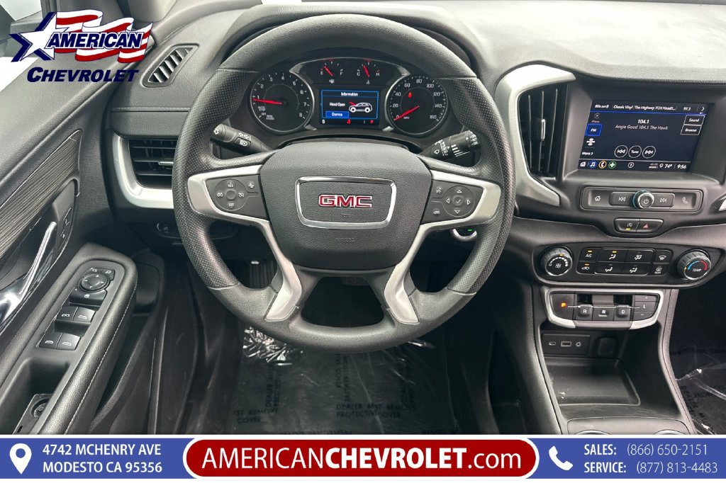 Used 2024 GMC Terrain SLE FWD image 18
