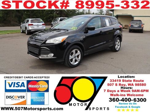 Used 2016 Ford Escape SE image 2
