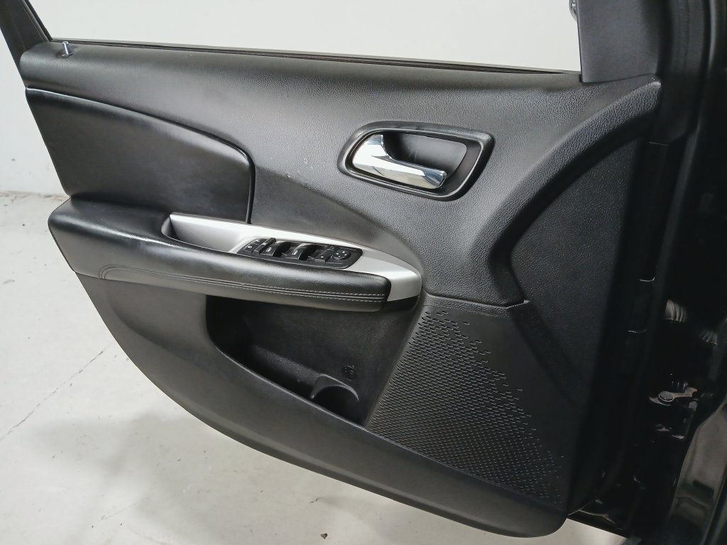 Used 2017 Dodge Journey SE w/ Flexible Seating Group FWD image 26