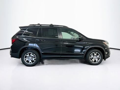 Used 2023 Honda Passport TrailSport image 10