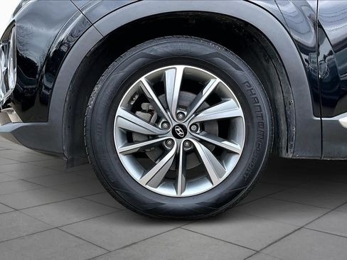 Used 2020 Hyundai Santa Fe SEL w/ Convenience + Premium Package image 10