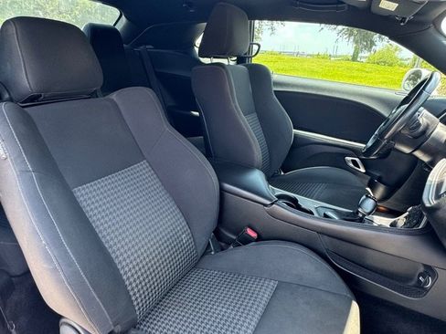 Used 2019 Dodge Challenger GT image 15